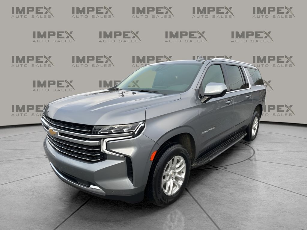 2022 Chevrolet Suburban LT's photo