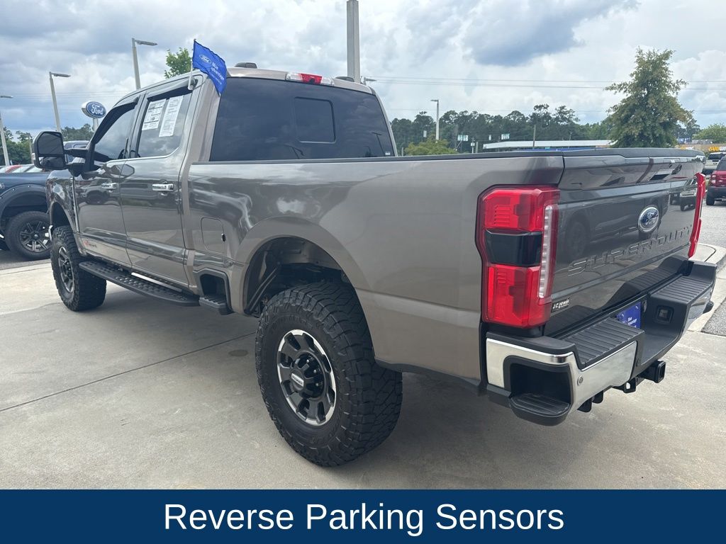 2023 Ford F-350 Super Duty LARIAT