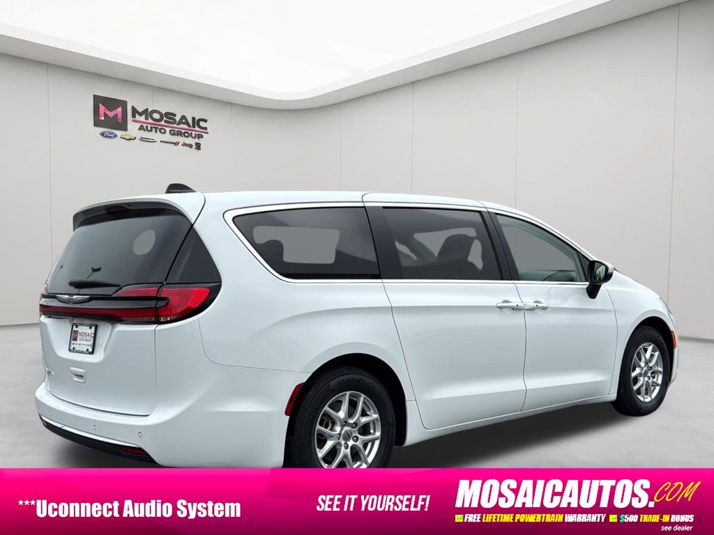 2023 Chrysler Pacifica