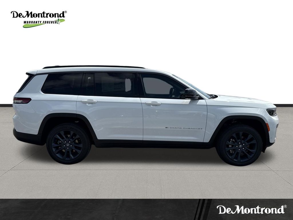 2026 Jeep Grand Cherokee L  White at Victoria Chrysler Dodge Jeep Ram