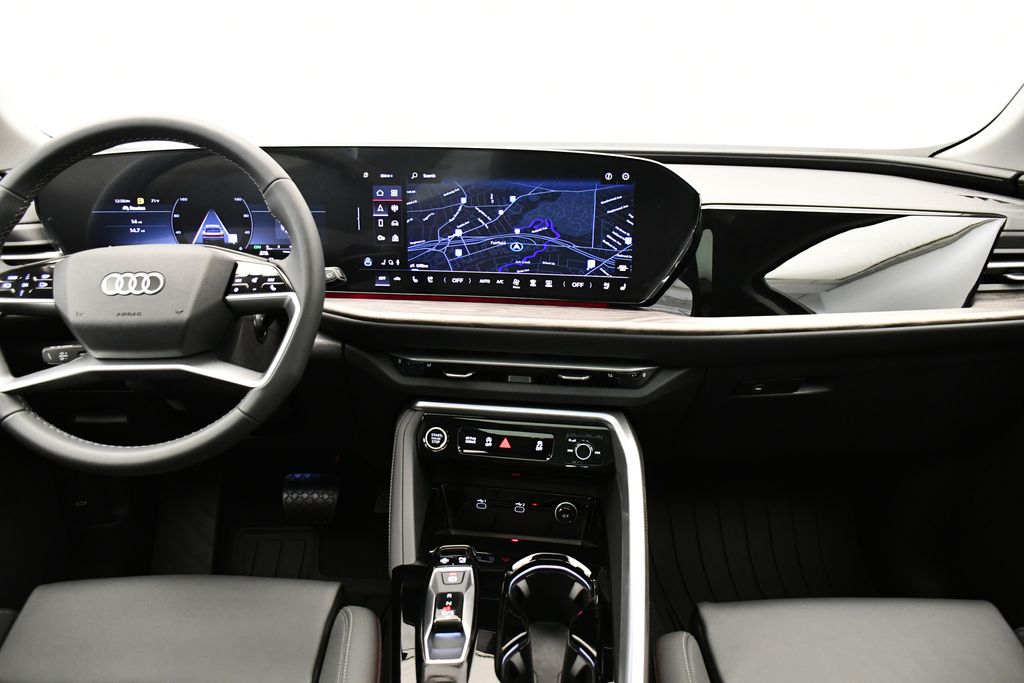 Thumbnail: 2025 Audi Q5 - 21