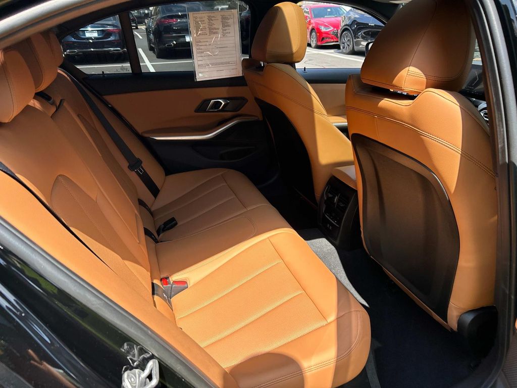 Thumbnail: 2024 BMW 3 Series - 20
