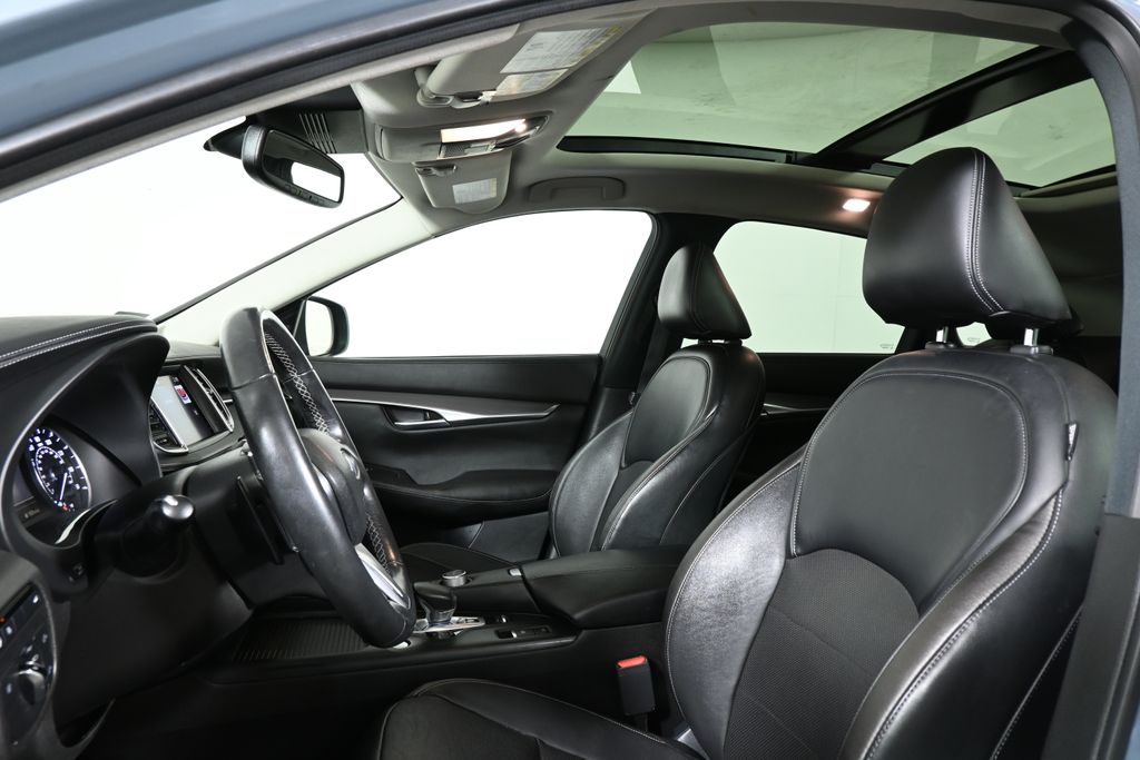 2022 INFINITI QX50 Luxe 14