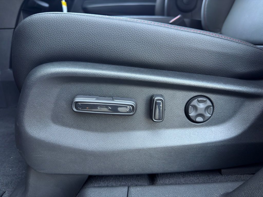 2026 Honda Odyssey Sport-L Red at Community Honda