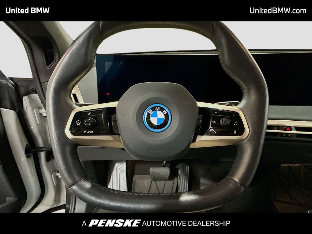 Thumbnail: 2023 BMW iX - 6
