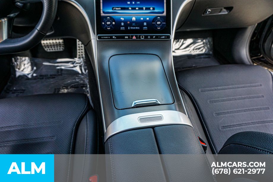 Used 2024 Black Mercedes-Benz C 300 image 39