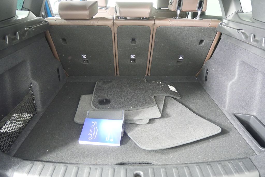 Thumbnail: 2024 BMW X1 - 17