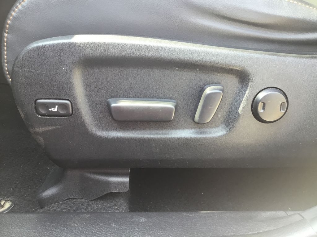 2019 Toyota Highlander XLE 8