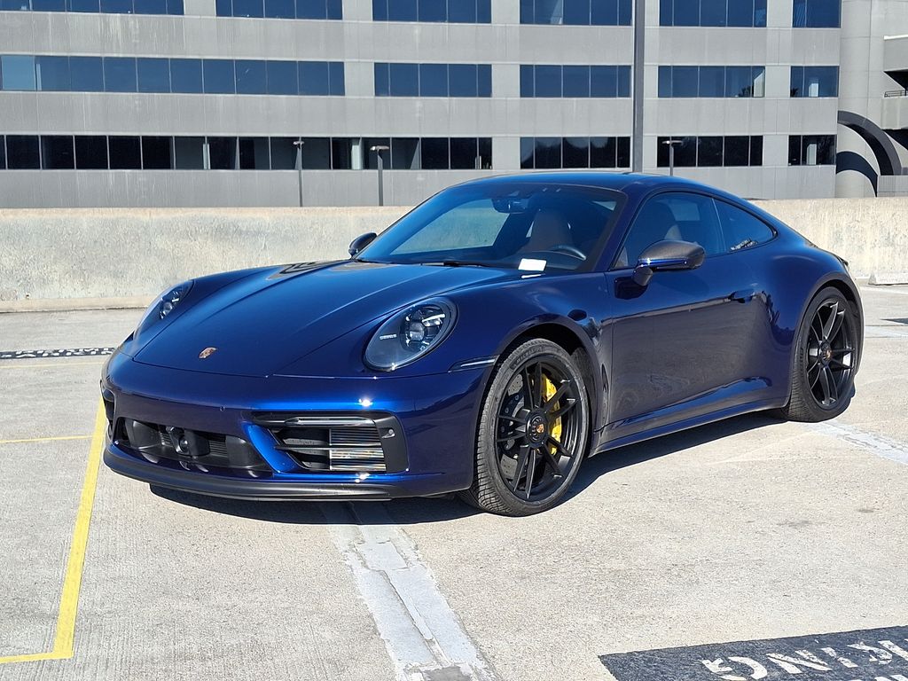 2024 Porsche 911 Carrera S -
                Vienna, VA