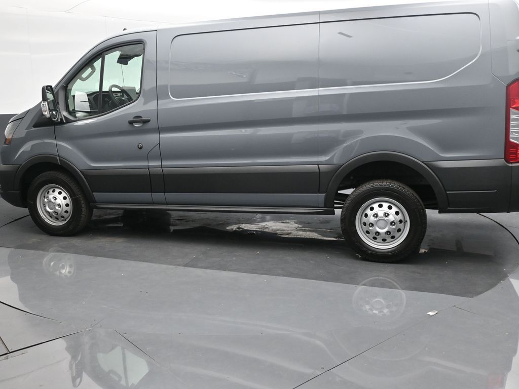 2025 Ford Transit 250