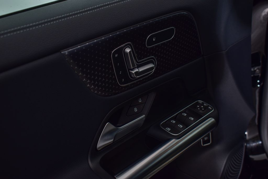 Thumbnail: 2026 Mercedes-Benz GLA - 11