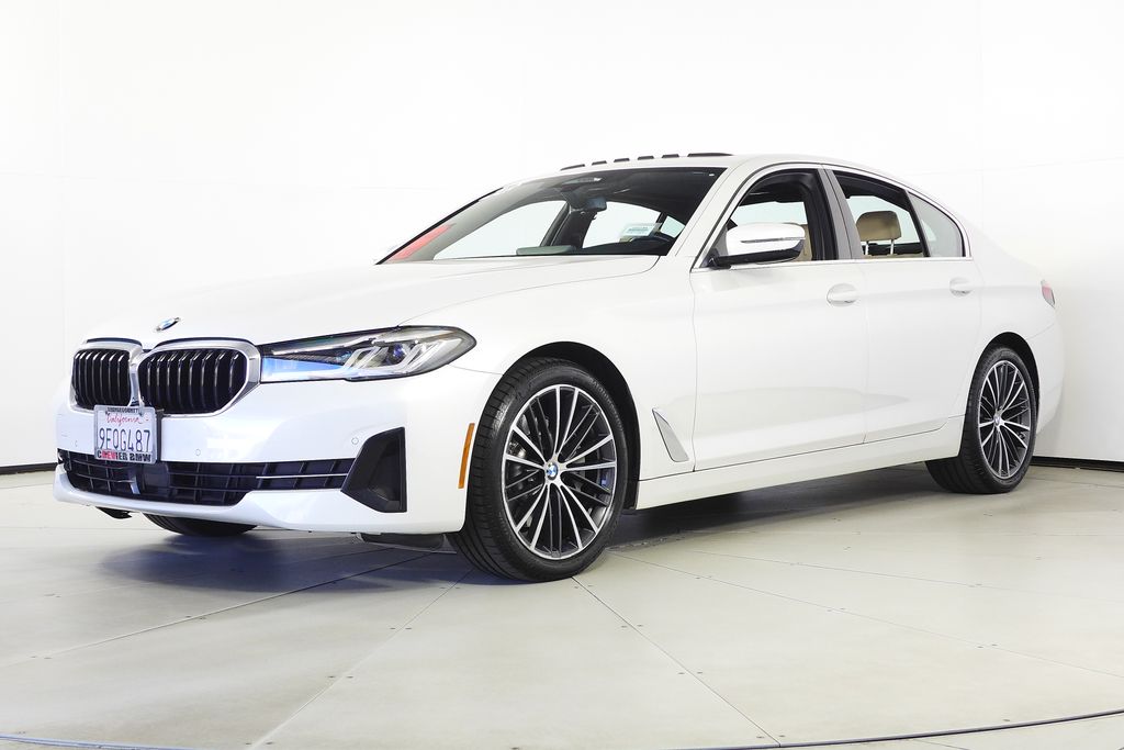 Thumbnail: 2023 BMW 5 Series - 2