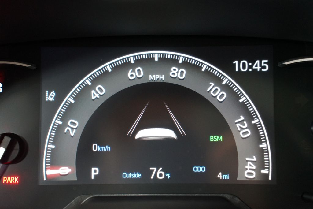 2025 Toyota RAV4 XLE 16