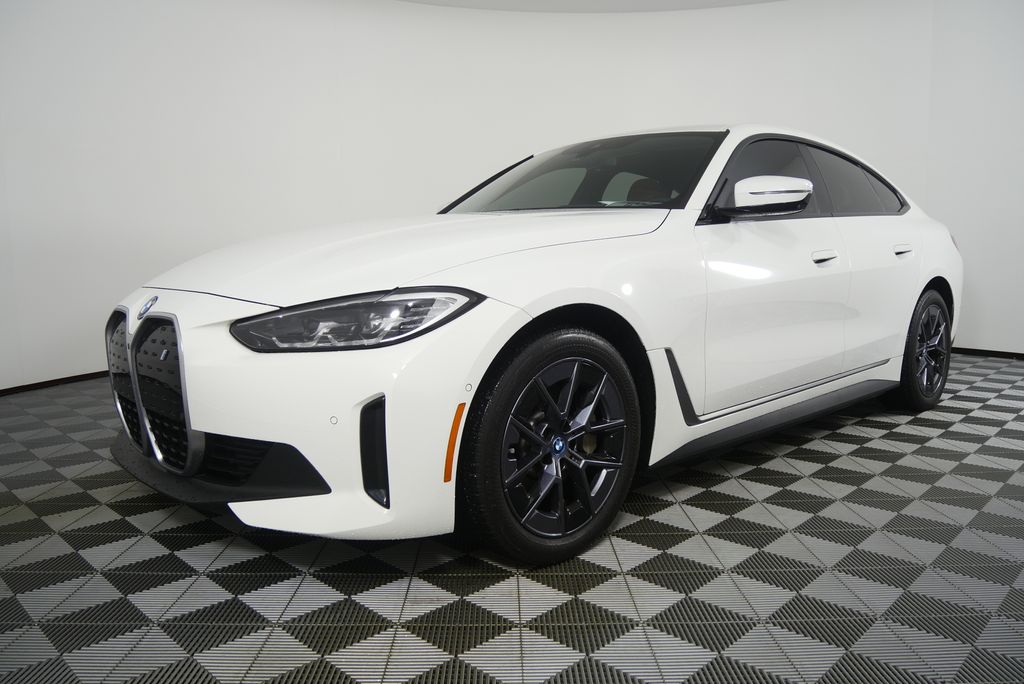 Thumbnail: 2023 BMW i4 - 7