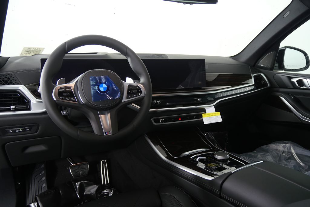 Thumbnail: 2026 BMW X5 - 18