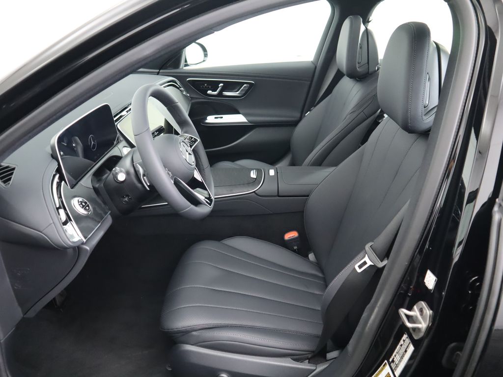 Thumbnail: 2026 Mercedes-Benz E-Class - 20