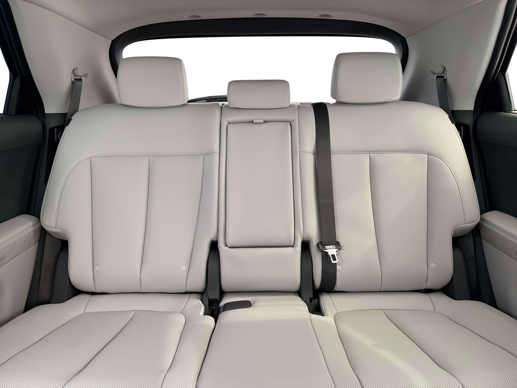 Thumbnail: 2026 Hyundai Ioniq 5 - 16