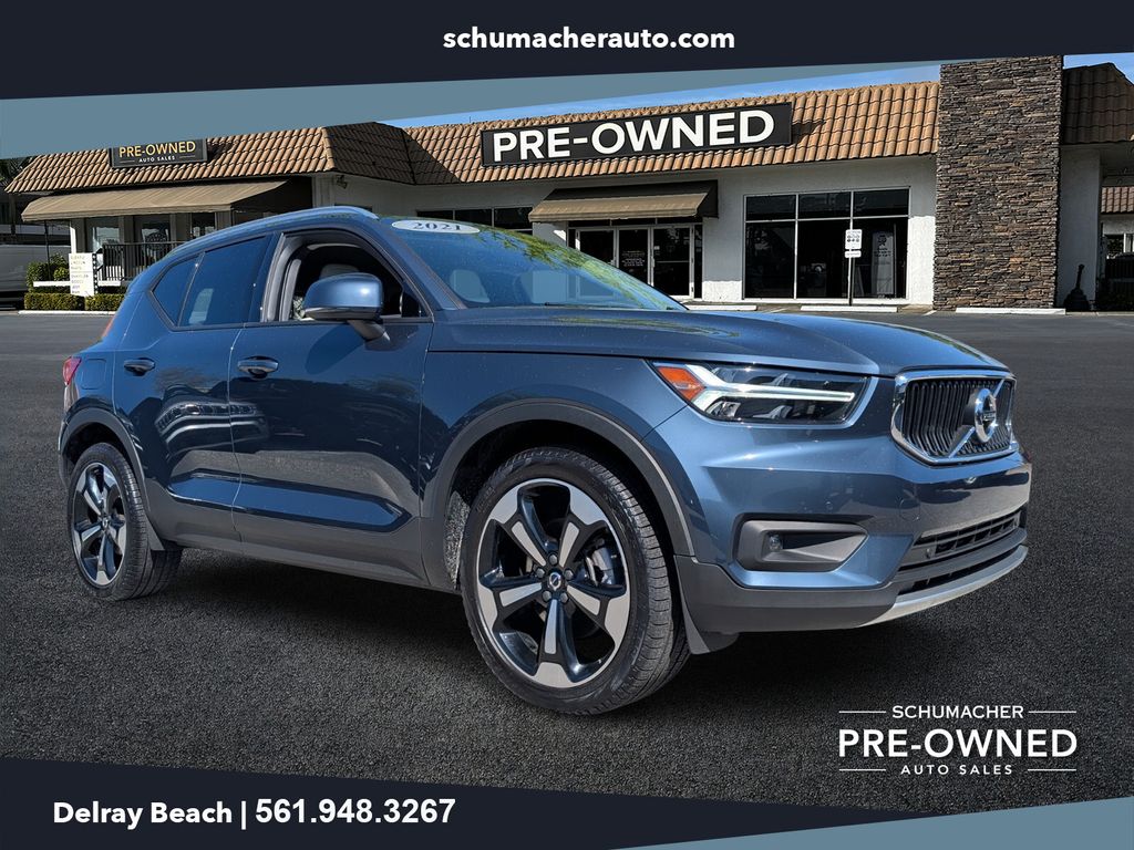 used 2021 Volvo XC40 car, priced at $22,998