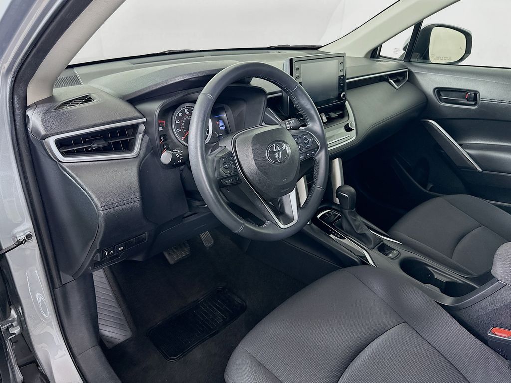 Thumbnail: 2022 Toyota Corolla Cross - 9