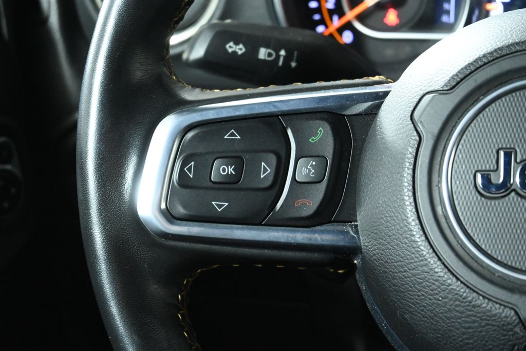 Thumbnail: 2022 Jeep Wrangler - 18