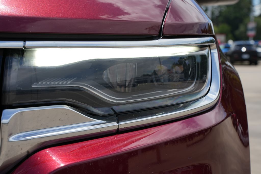 2024 Jeep Wagoneer Series II Red at River Oaks CDJR