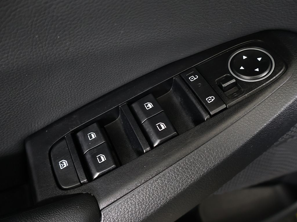 Used 2024 Green Kia S image 34
