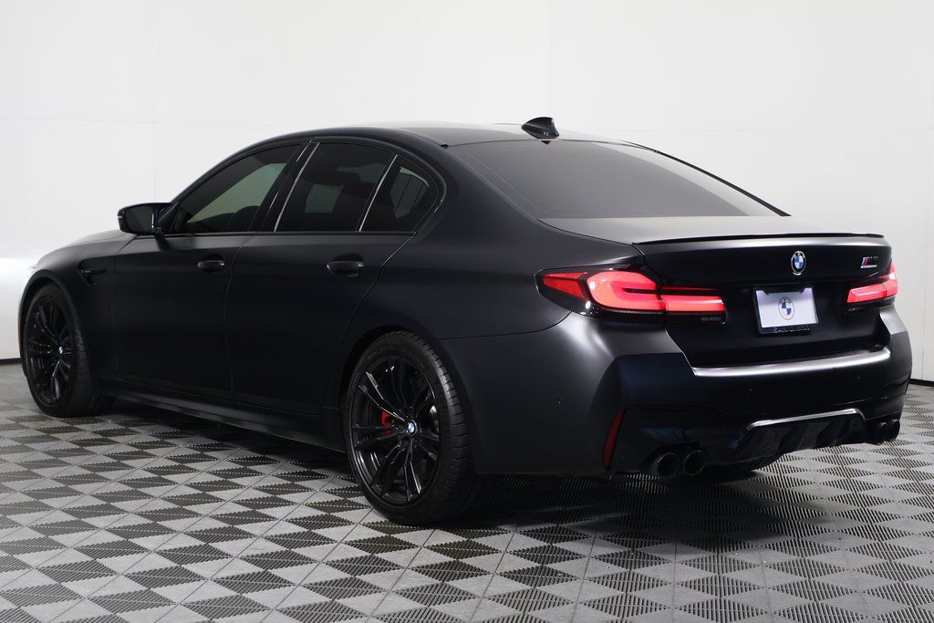 Thumbnail: 2023 BMW M5 - 6