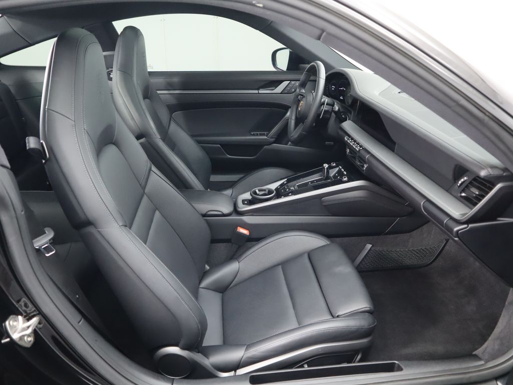 2024 Porsche 911 Carrera S 23