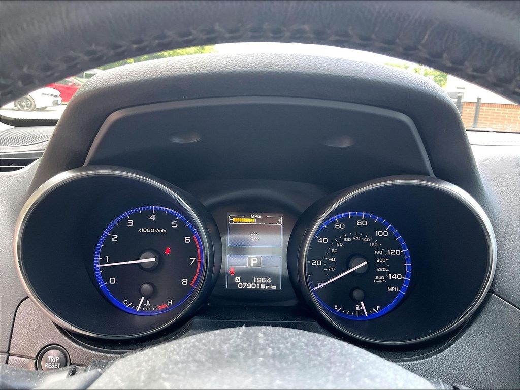 2016 Subaru Legacy — photo 18