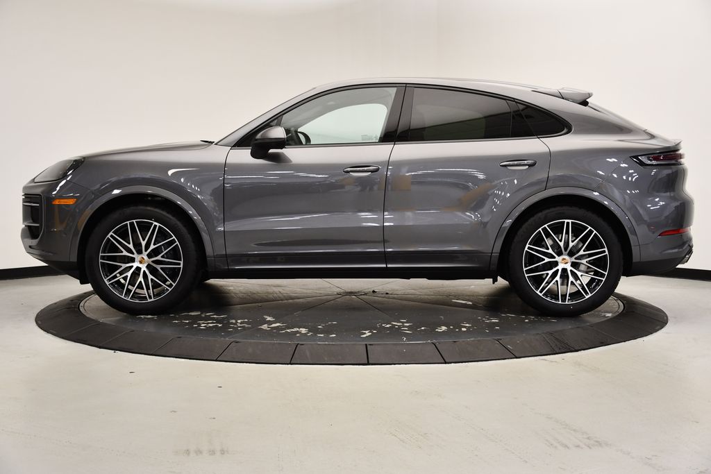 Thumbnail: 2025 Porsche  - 2