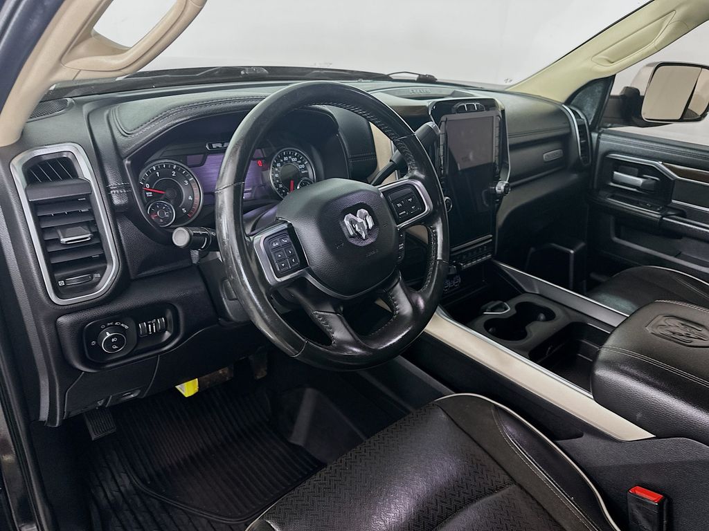 Used 2022 Black Ram Laramie image 31