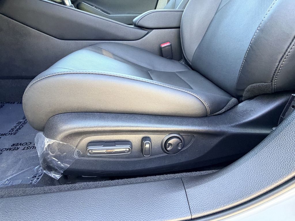 used 2025 Honda Accord Hybrid car, priced at $35,391