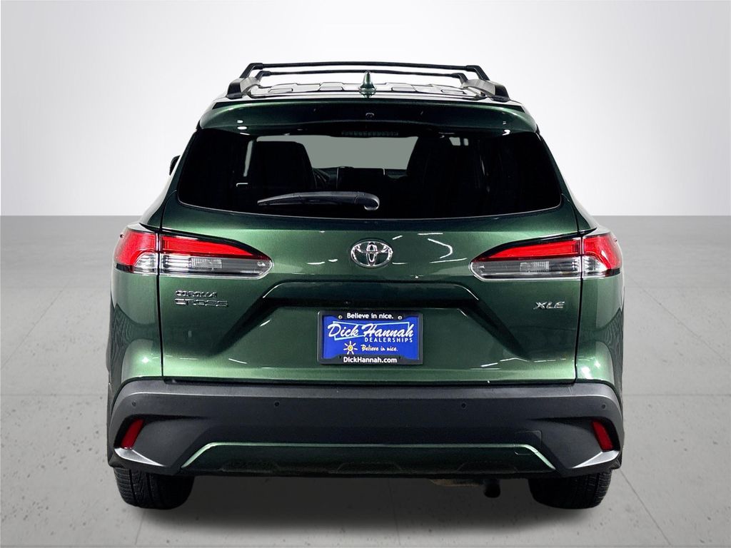2022 Toyota Corolla Cross XLE