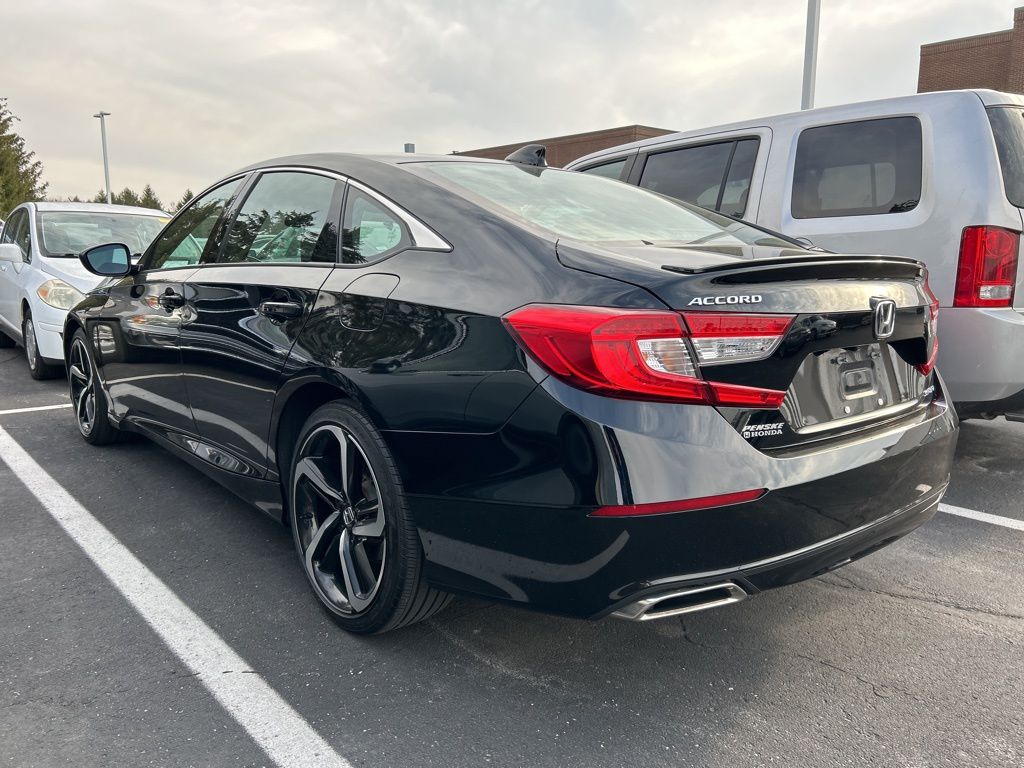 2022 Honda Accord Sport 2