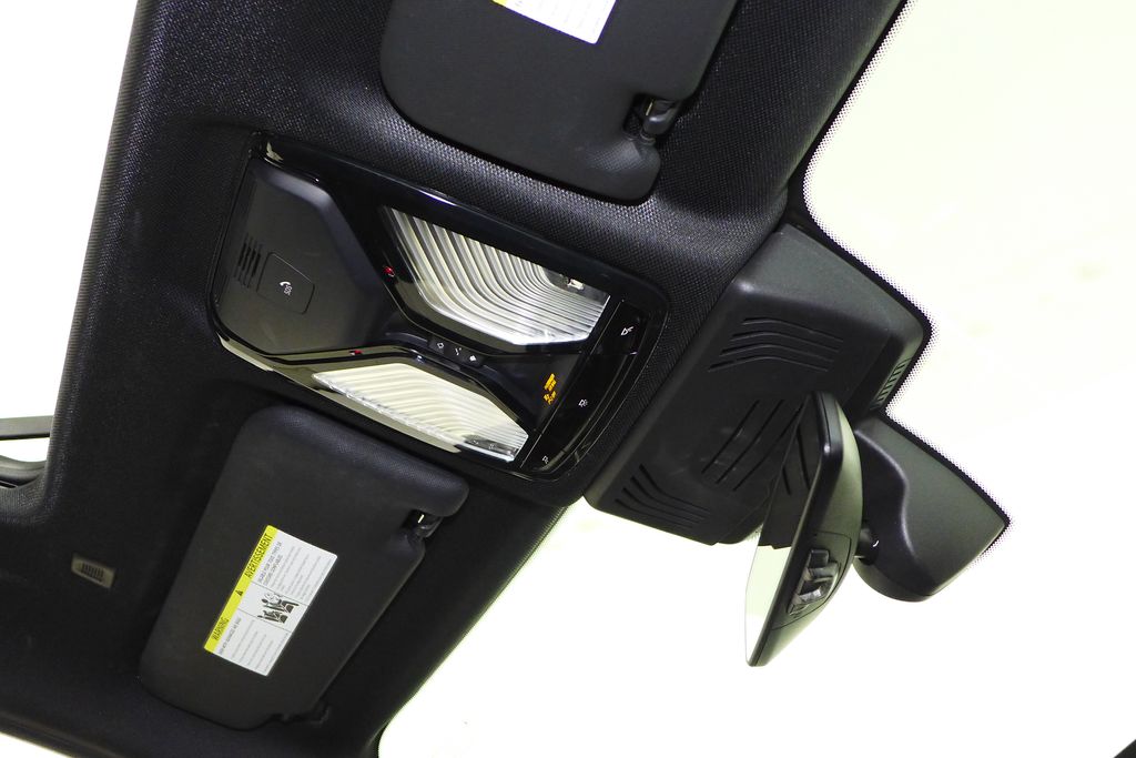 Thumbnail: 2022 BMW X4 - 17