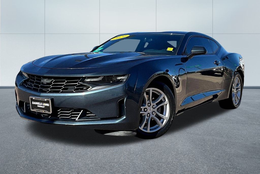 2021 Chevrolet Camaro 1LS Coupe RWD