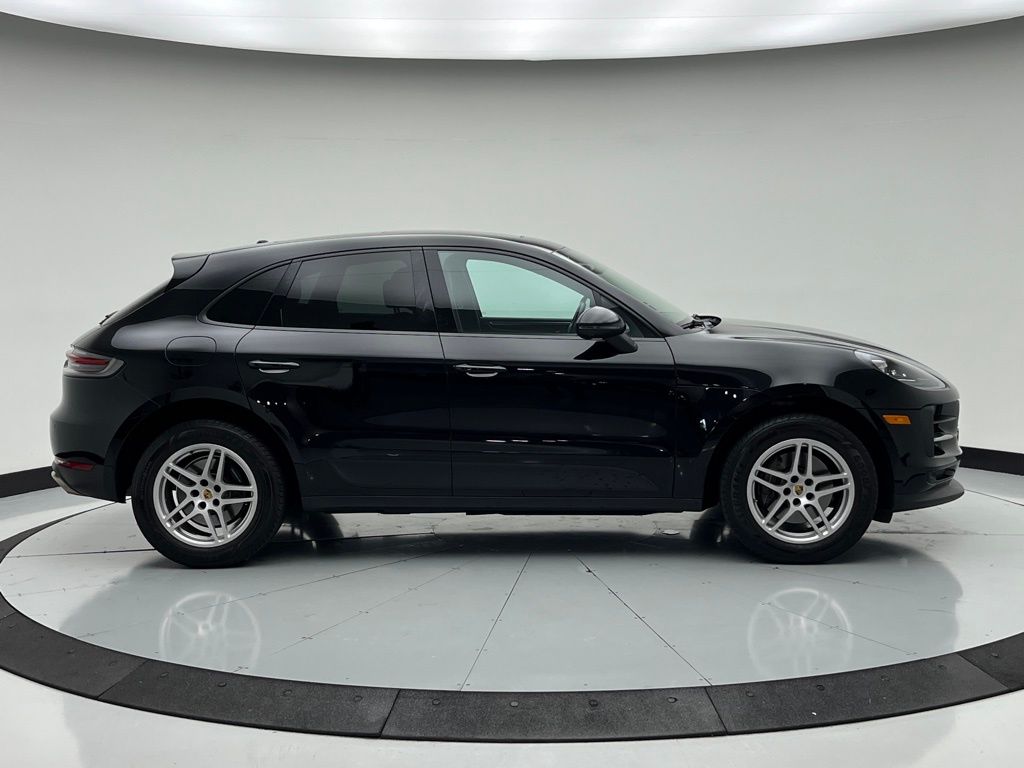 Thumbnail: 2019 Porsche Macan - 6