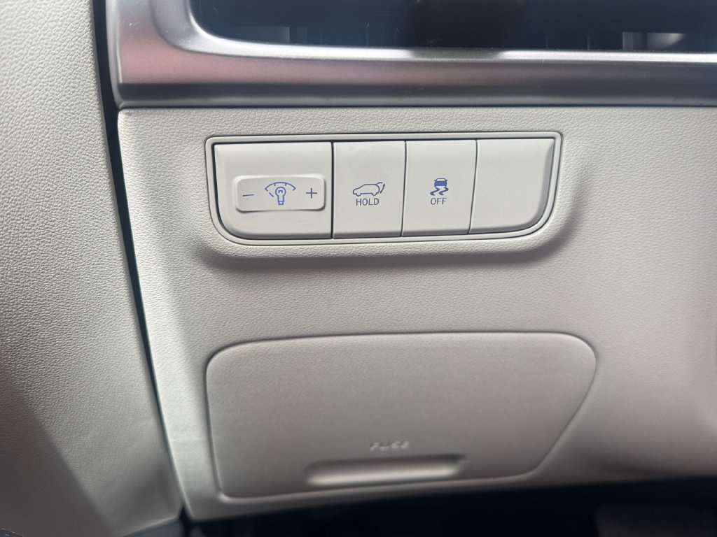 2025 Hyundai Tucson SEL Gray at Auto Express Mitsubishi