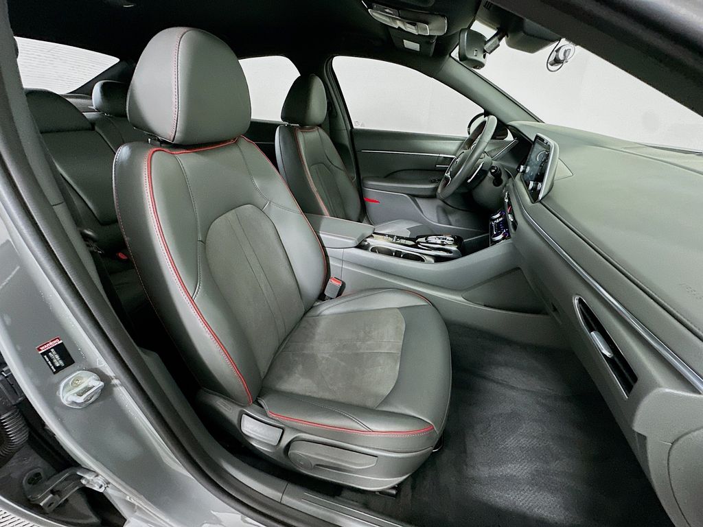 Thumbnail: 2020 Hyundai Sonata - 27