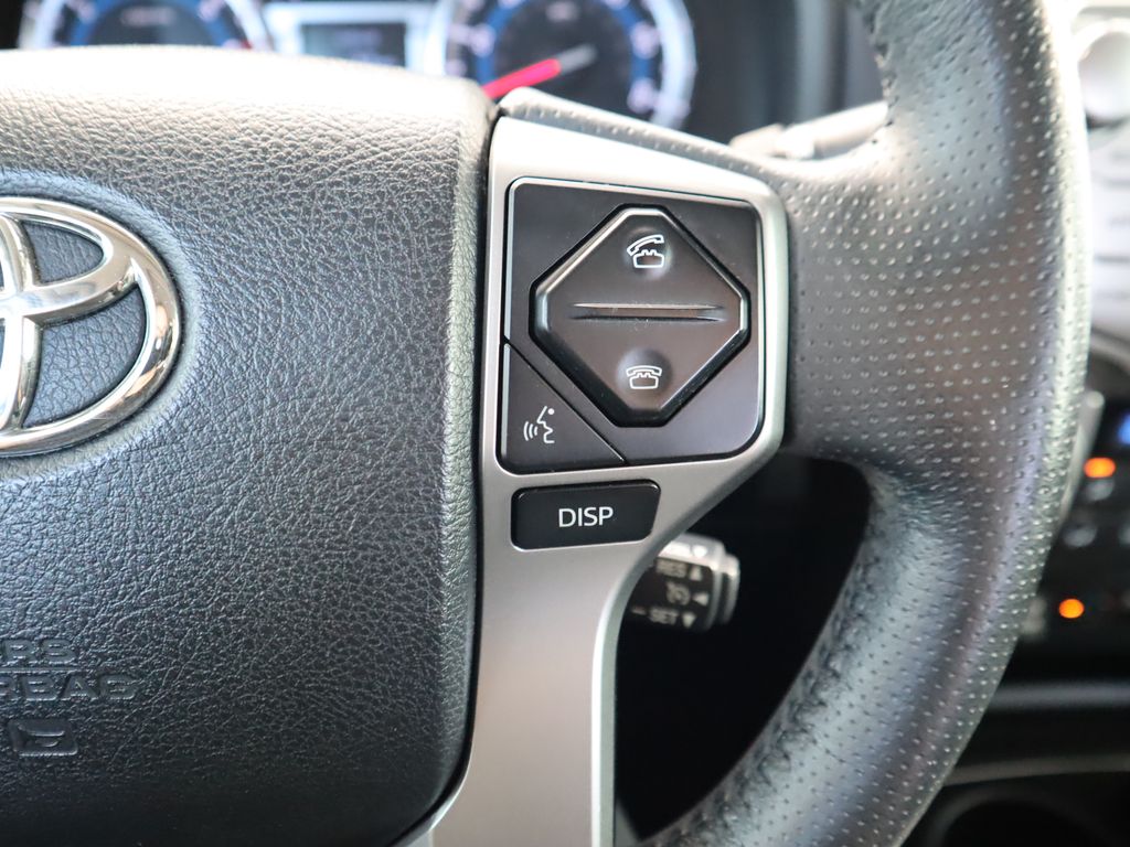 Thumbnail: 2019 Toyota 4Runner - 12