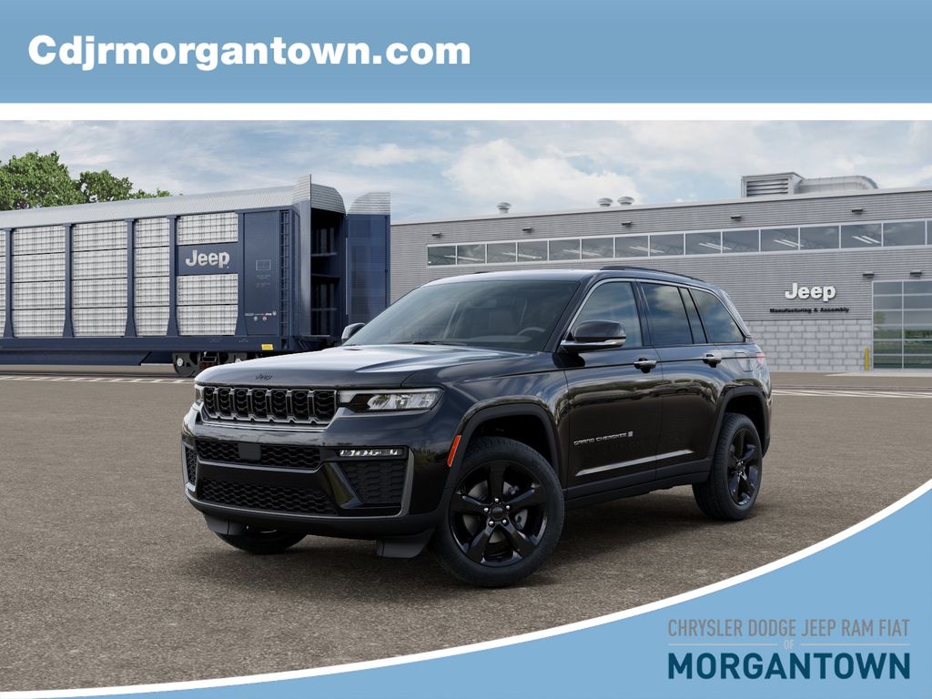 Diamond Black Crystal Pearlcoat 2026 Jeep Grand Cherokee SUV / Crossover Four-Wheel Drive 8-Speed Automatic