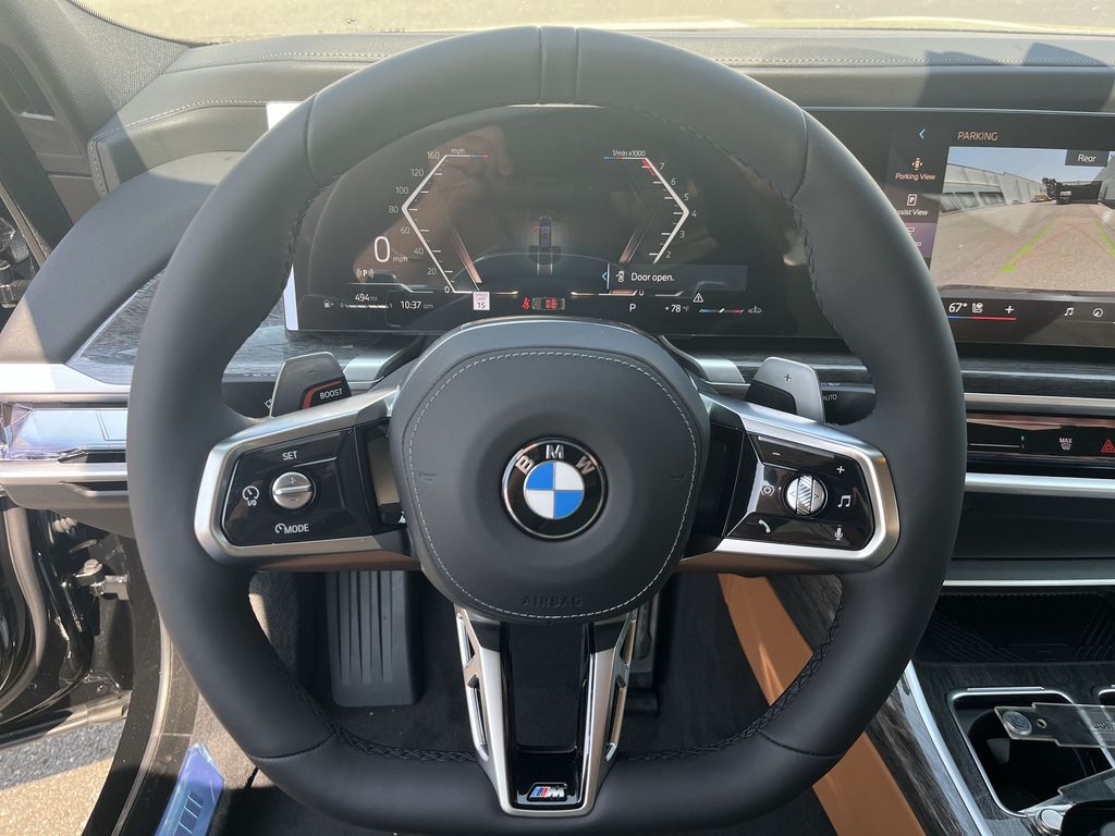 Thumbnail: 2025 BMW 7 Series - 14