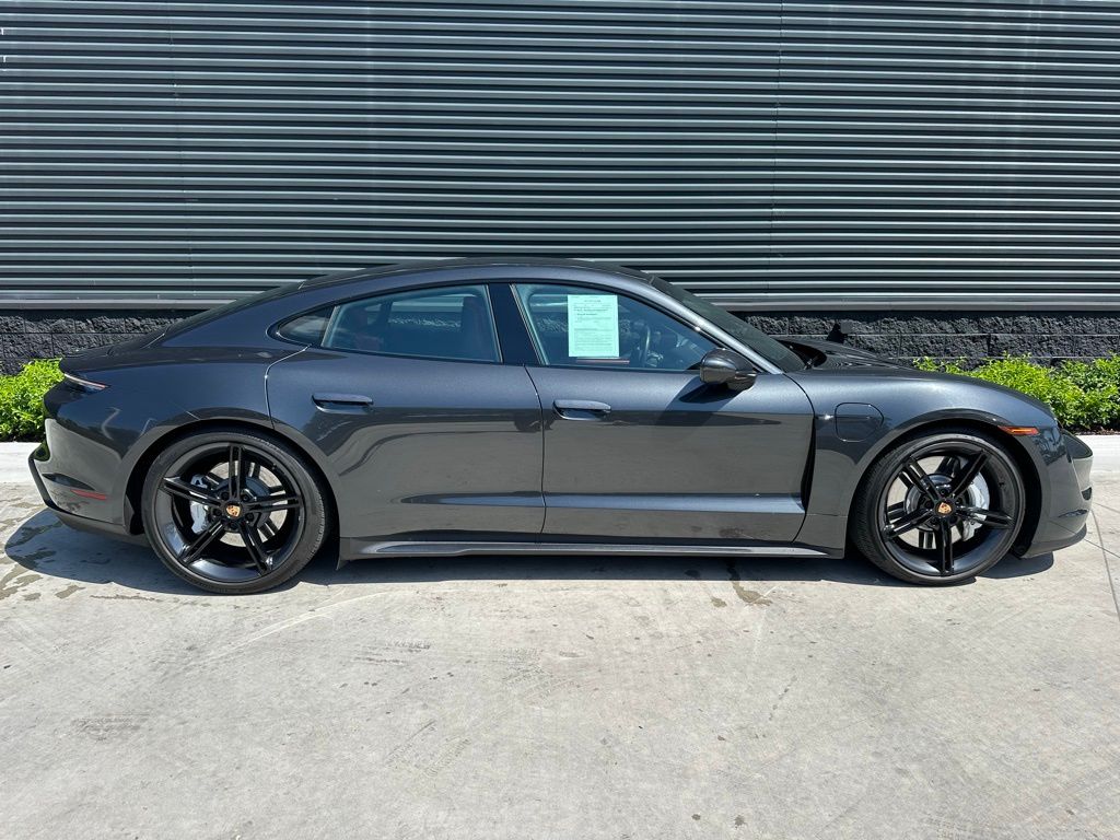 2021 Porsche Taycan 4S 8