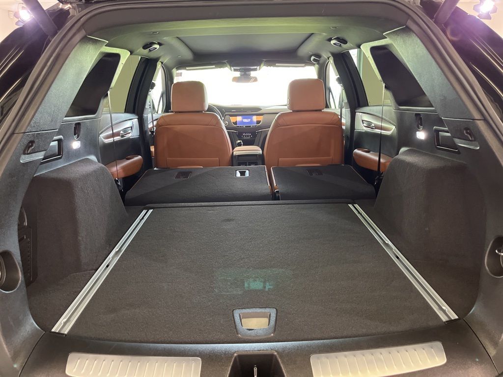 used 2023 Cadillac XT5 car, priced at $30,995