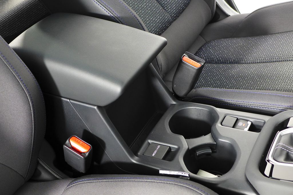 2025 Subaru Forester Premium 16