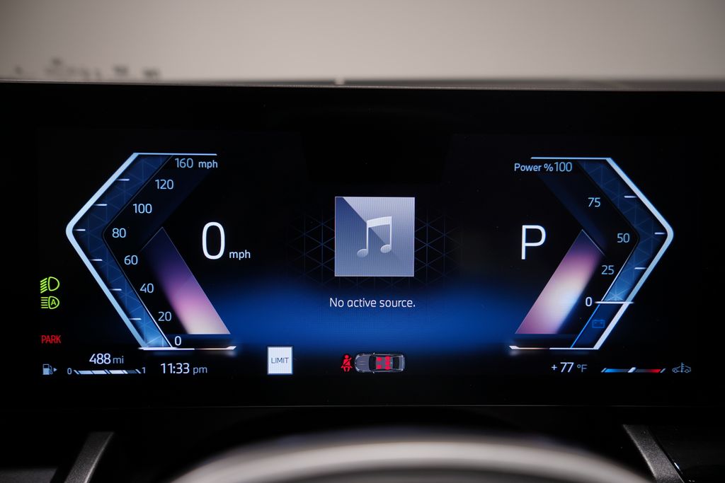 Thumbnail: 2025 BMW 5 Series - 22