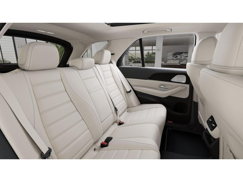 New 2026 White Mercedes-Benz GLE 450 image 5