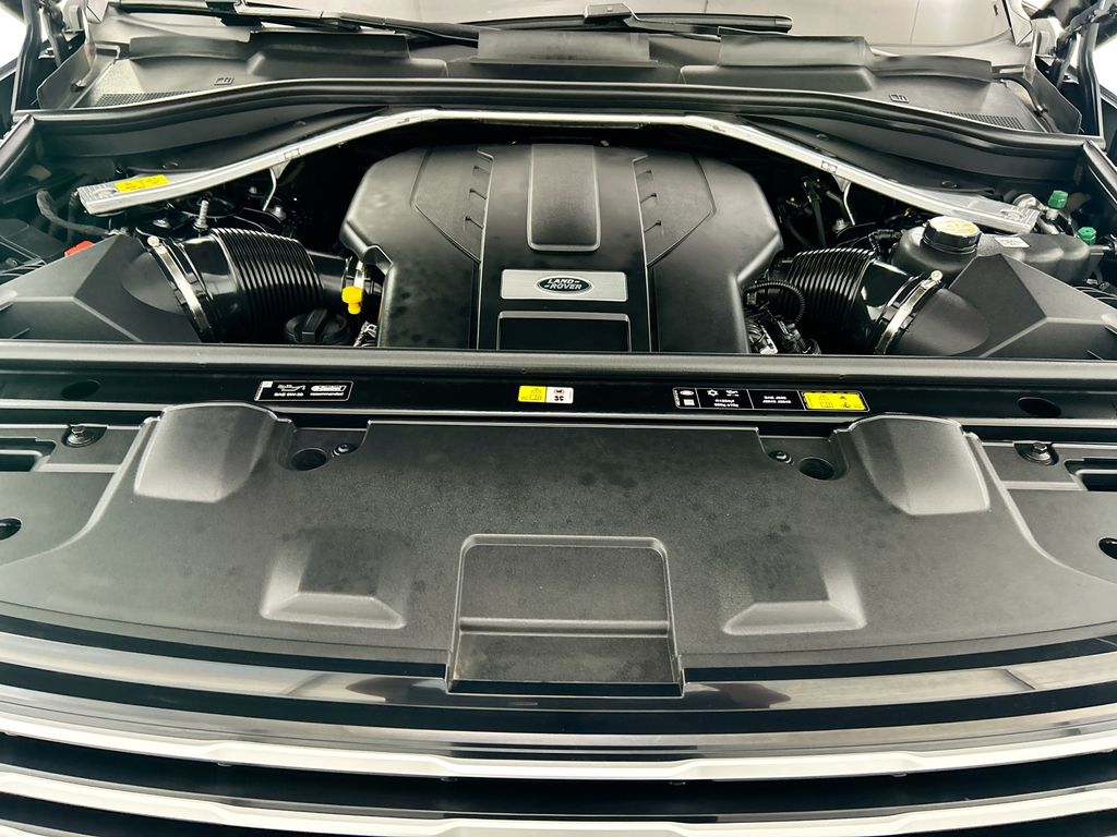 Thumbnail: 2023 Land Rover Range Rover - 28