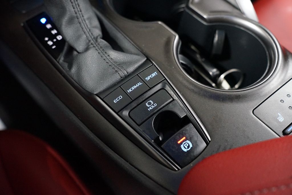 Thumbnail: 2024 Toyota Camry - 22