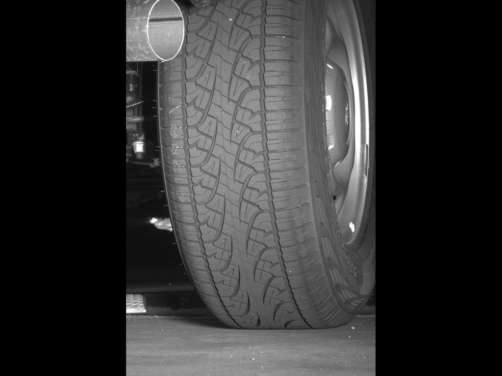 New 2026 Agate Black Metallic Ford XL image 16